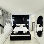 بيت للعطل Dea Maison Parthenope